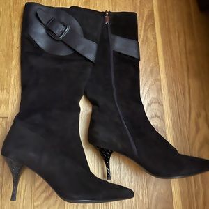Suede leather boots